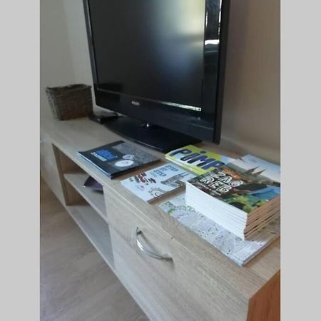 Sarmantni Apartman Malecka Zagreb Buitenkant foto